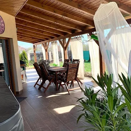 Levendulas Haz - * Balatonfokajar