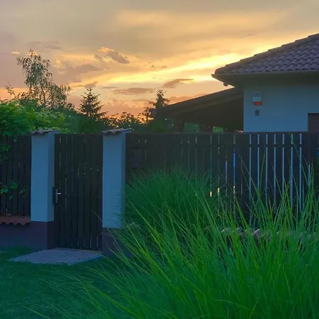 Levendulás Ház - Casa vacanze Balatonfőkajár