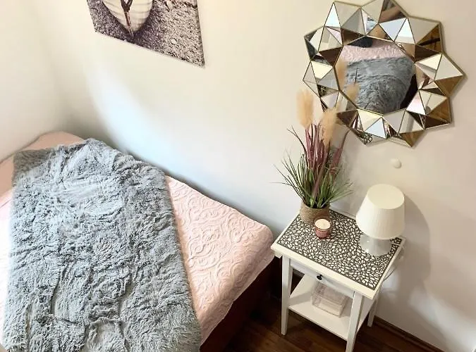 Levendulas Haz - * Balatonfőkajár